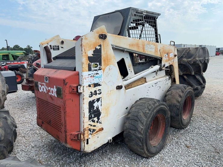 bobcat-943-image-3