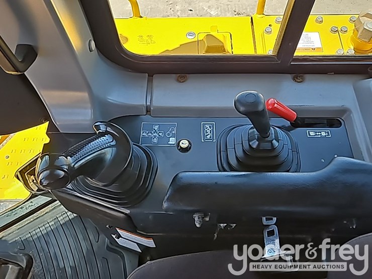 2021-komatsu-d65px-18-image-57
