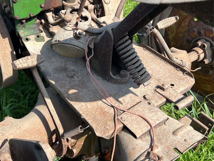 john-deere-h-image-39