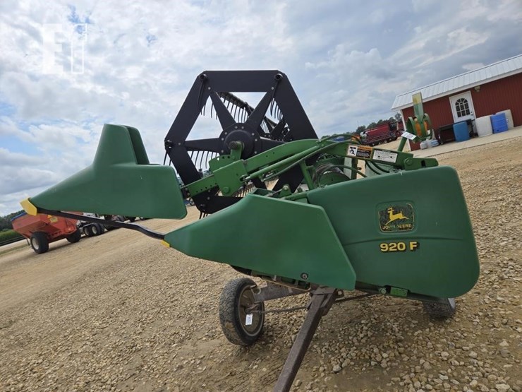 john-deere-920f-image-2