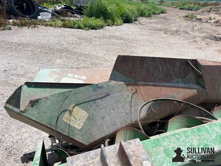 john-deere-843-image-13