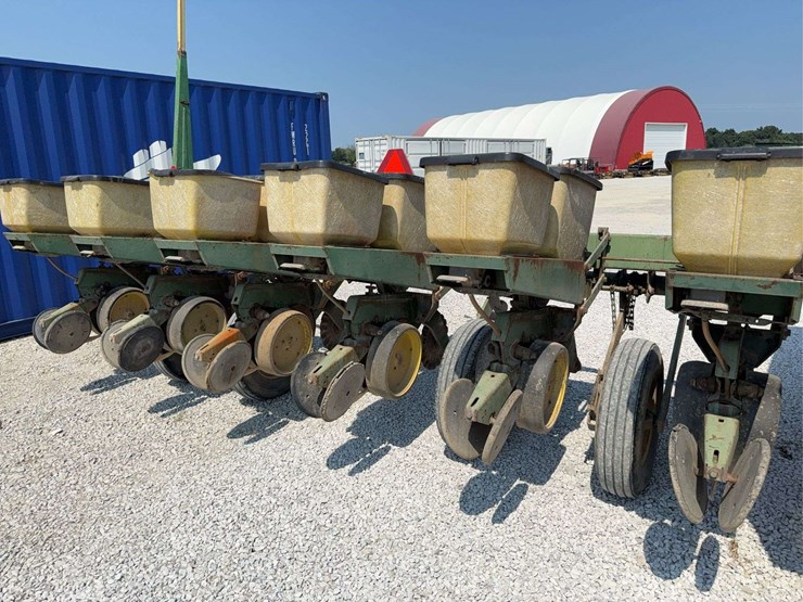 john-deere-6-image-4