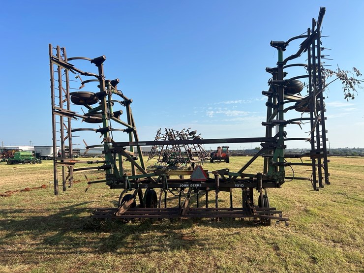 john-deere-1610-image-8