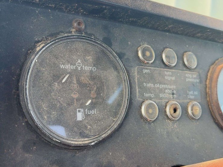 allis-chalmers-7060-image-24
