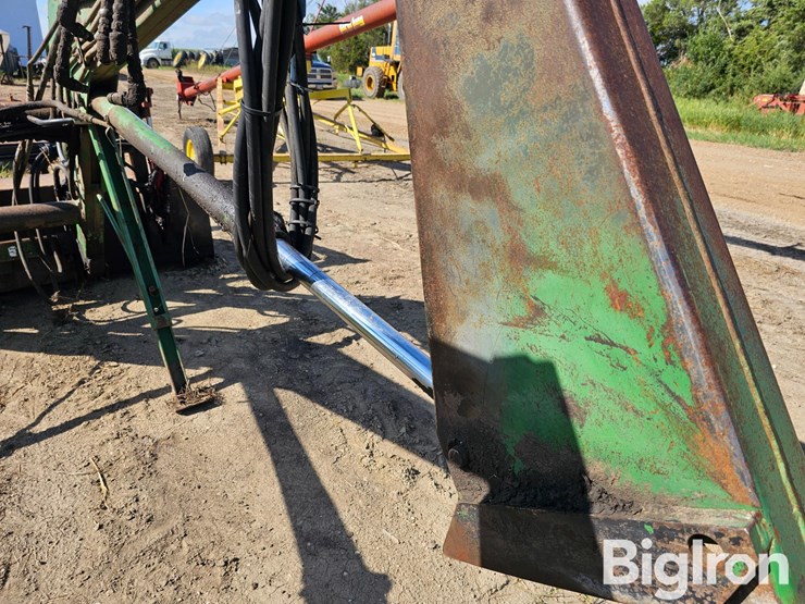 john-deere-4440-image-15