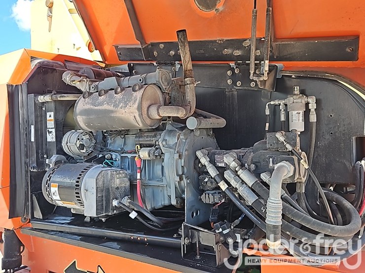 2007-jlg-800s-image-21