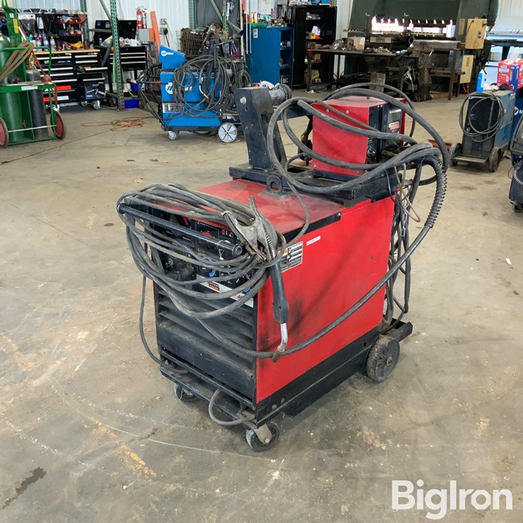 Lincoln Electric DC-400 Wire Feed Welder