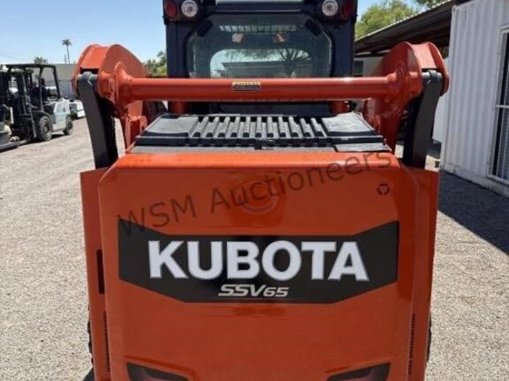kubota-ssv65-image-6