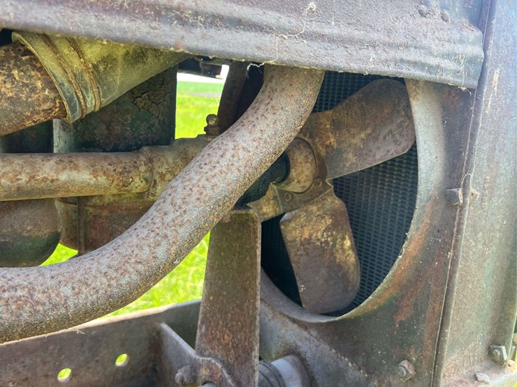 john-deere-model-b-image-20