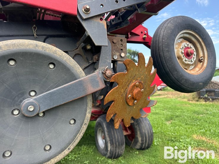 case-ih-1200-image-18
