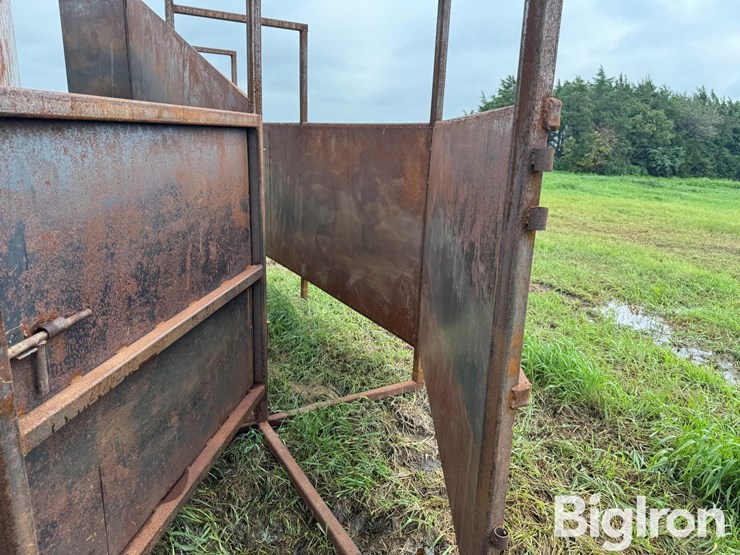 cattle-load-out-chute-image-19