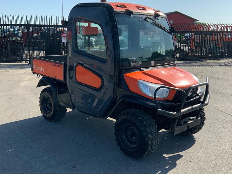 2011-kubota-4x4-utv-image-3
