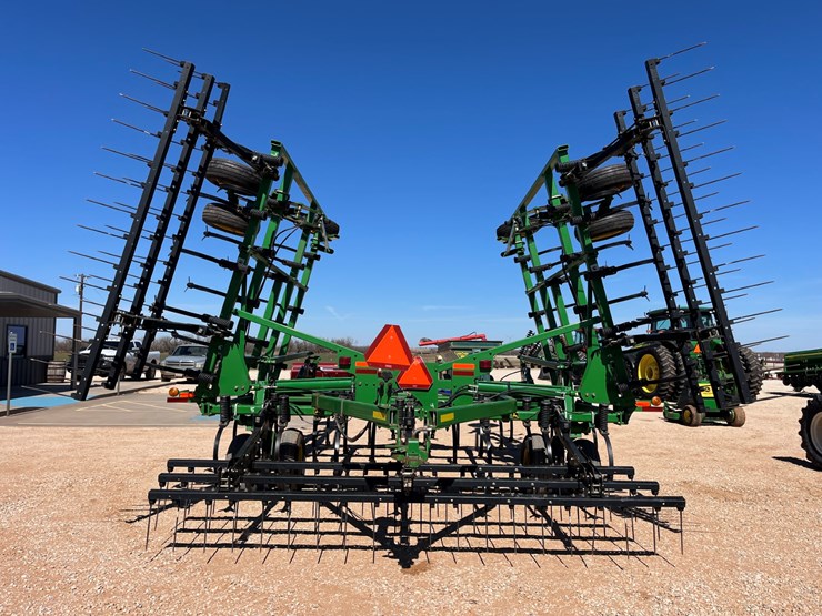 2009-john-deere-2210-image-9