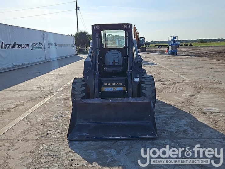 2020-new-holland-l234-image-11