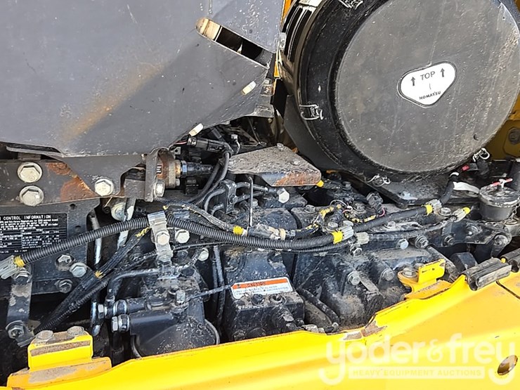 2014-komatsu-d155ax-7-image-52