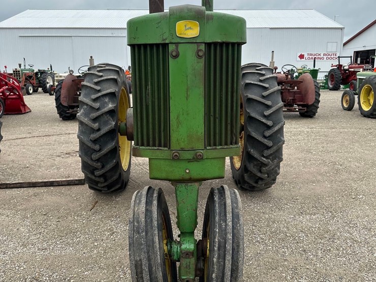 john-deere-720-image-2