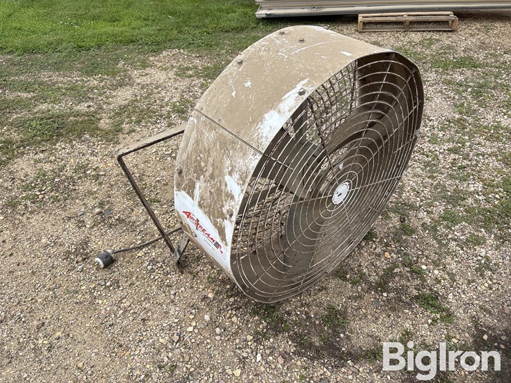 airstream-36"-livestock-cooling-fan-image-3