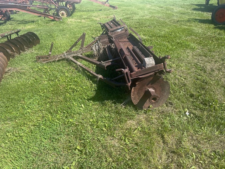 john-deere-8-image-2