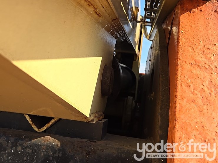 2017-jlg-800s-image-36