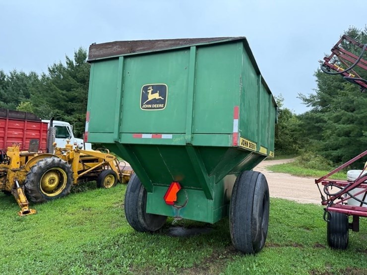 john-deere-400-image-6