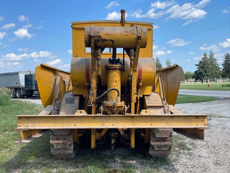 caterpillar-sixty-image-6