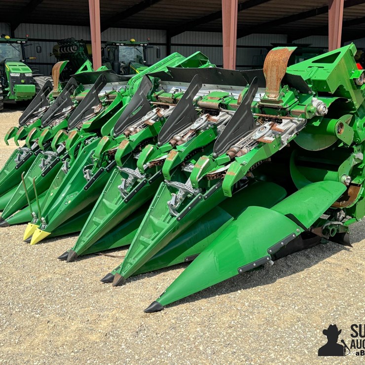 2023 JOHN DEERE C12F