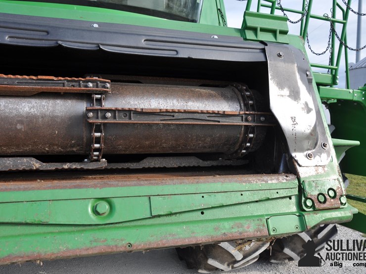 2014-john-deere-s680-image-10