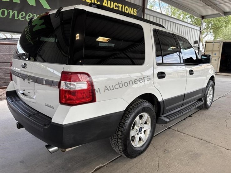 2015-ford-expedition-image-7