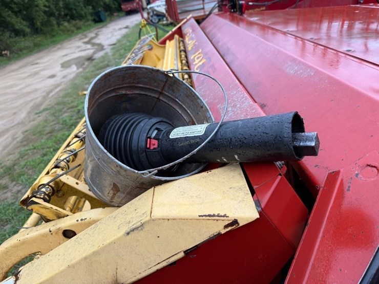 new-holland-1465-image-8