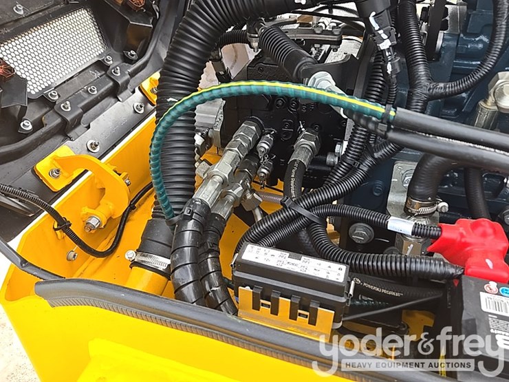 2023-jcb-ct260-120-image-20