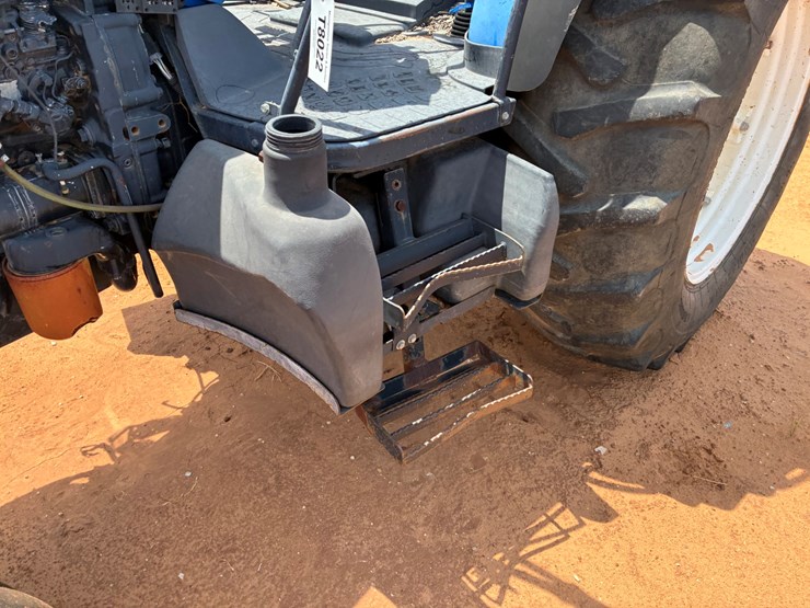 new-holland-td5050-image-10