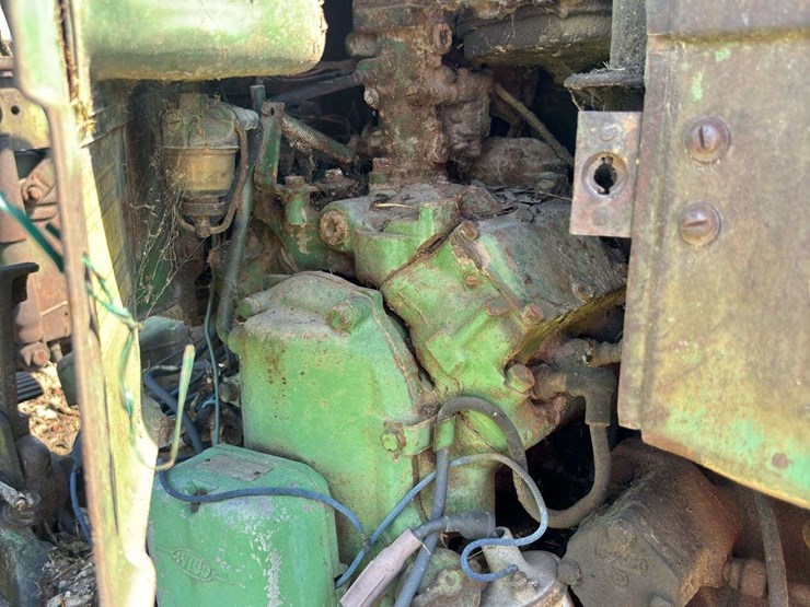 john-deere-730-image-22