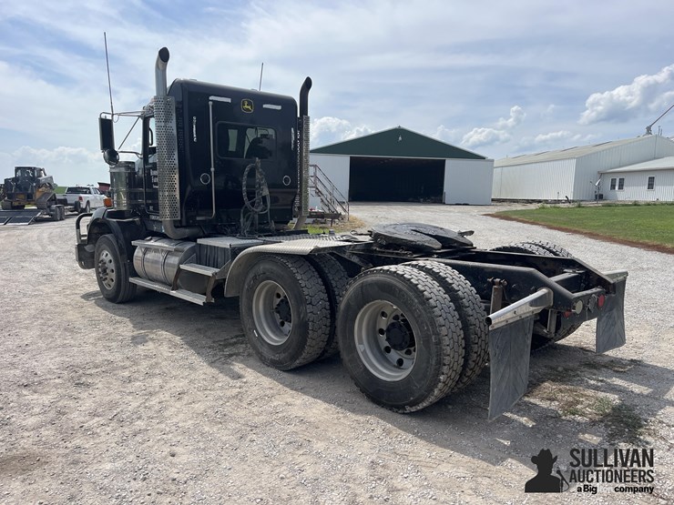 2011-kenworth-t800-image-7