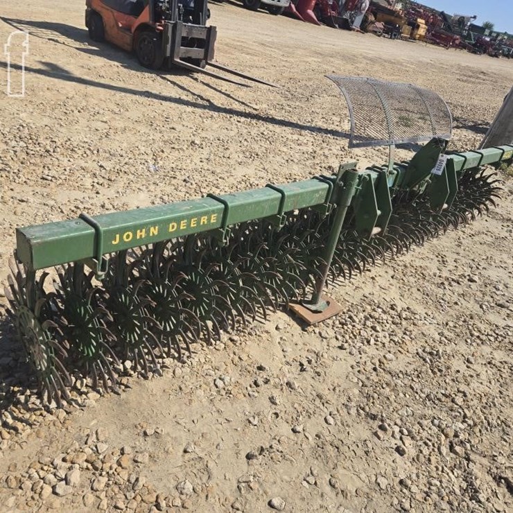 JOHN DEERE 400