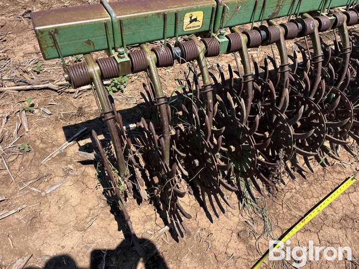 john-deere-rotary-hoe-image-14