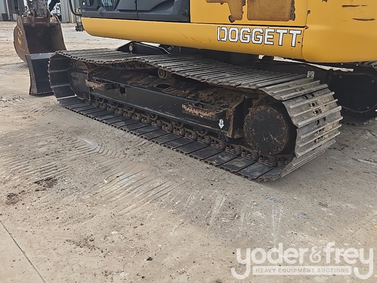 2022-deere-130g-image-12