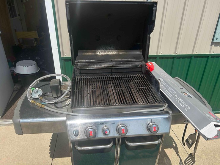 weber-genesis-grill-image-5