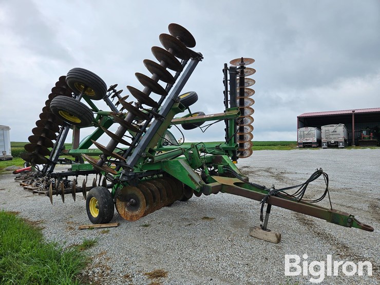 john-deere-630-image-3