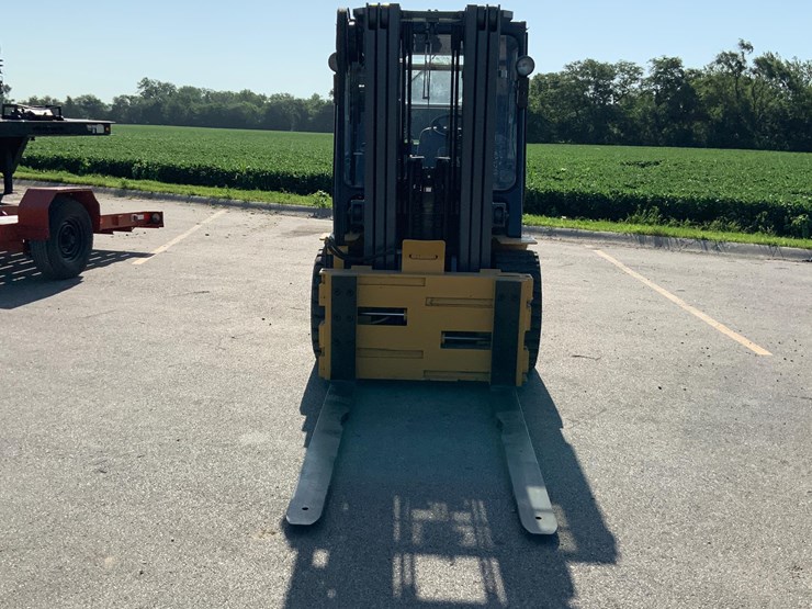 caterpillar-dp40-image-2