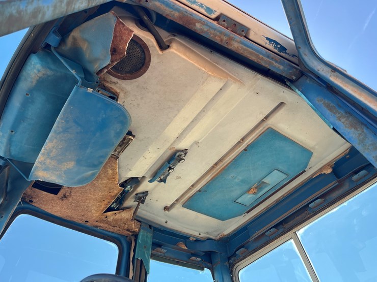 ford-tractor-image-8
