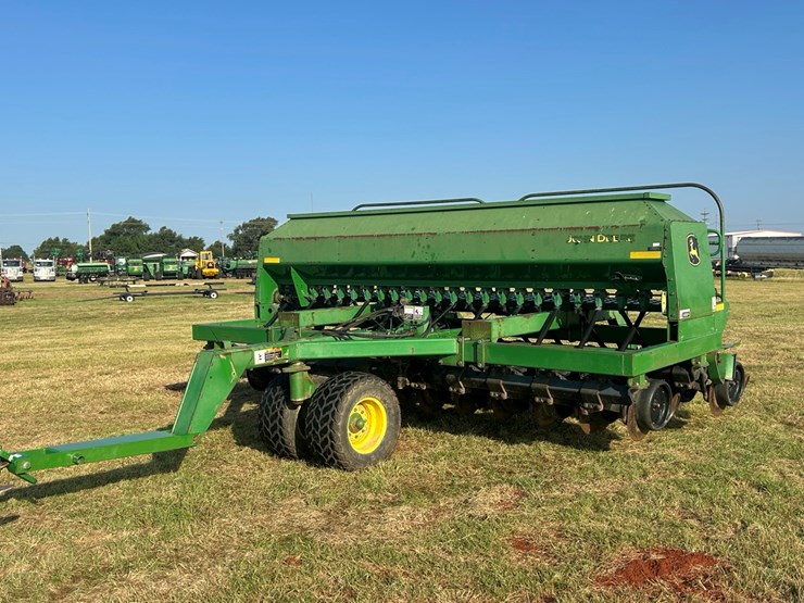 john-deere-1590-image-1