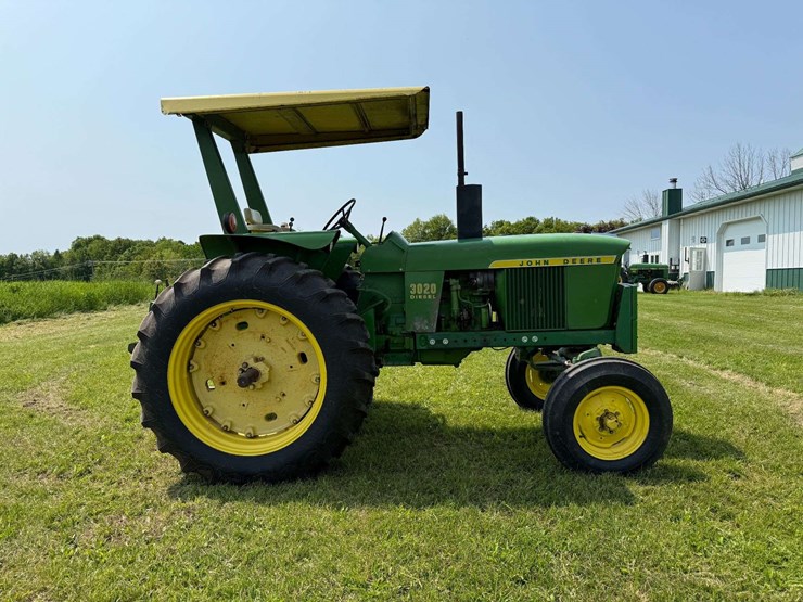 1972-john-deere-3020-image-4