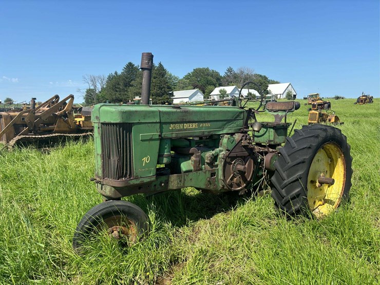 john-deere-70-image-1