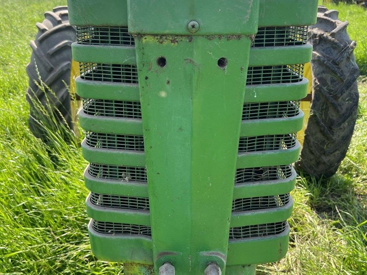 john-deere-h-image-9