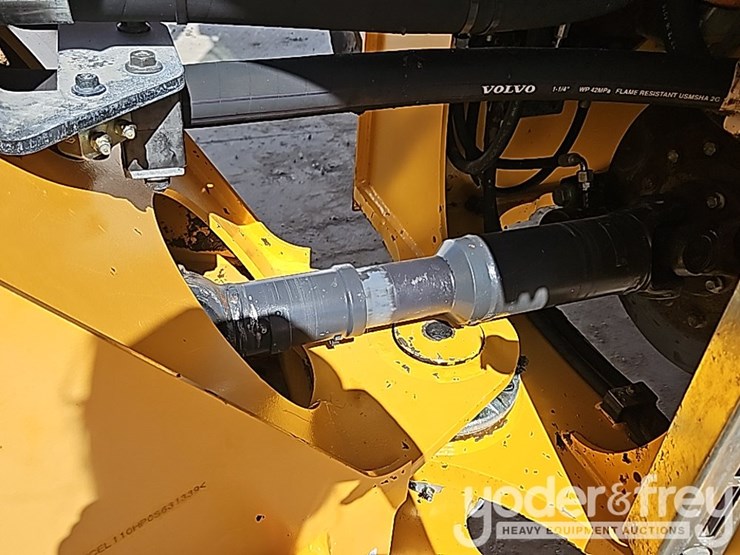 2017-volvo-l110h-image-28