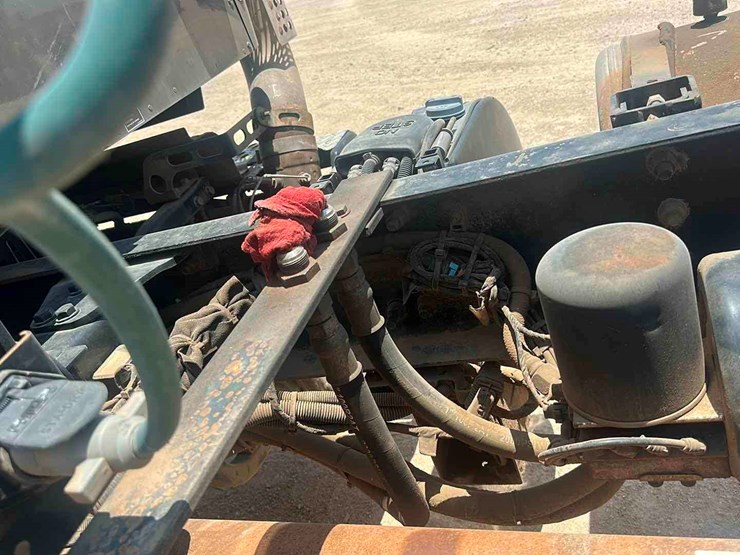 2019-kenworth-t880-image-8