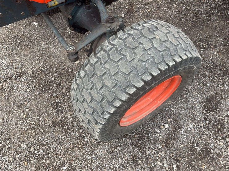 kubota-b7100-image-9