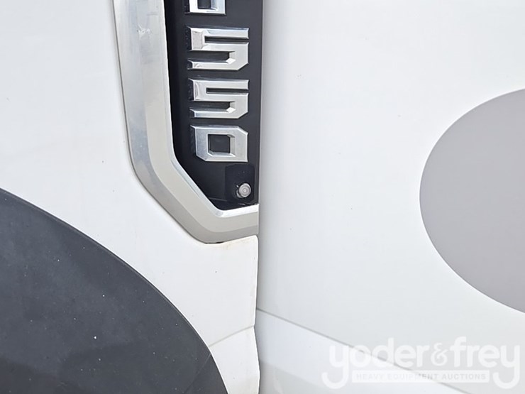 2019-ford-f550-image-58