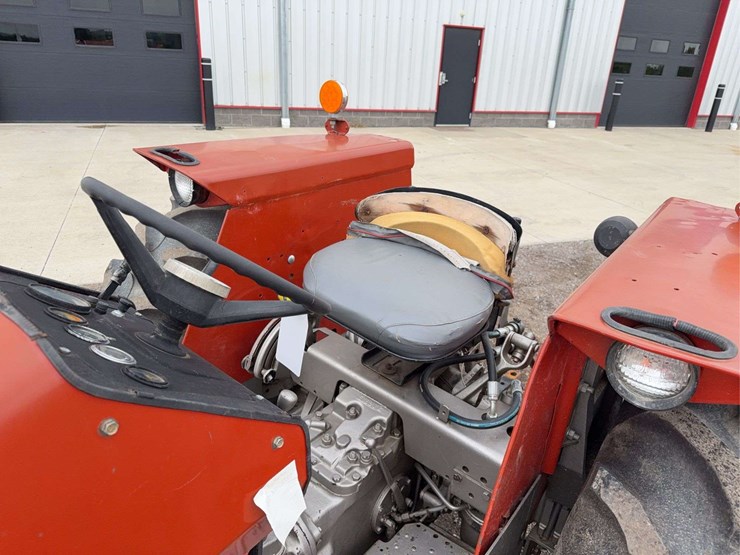 massey-ferguson-265-image-28