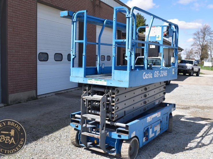 2007-genie-gs3246-image-5